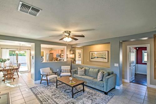 Chic Home With Patio 12mi To Downtown Phoenix!