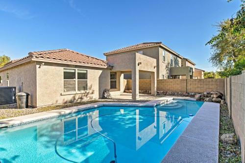 Chic Home With Patio 12mi To Downtown Phoenix!