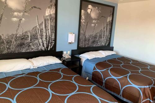 Hotel Super 8 By Wyndham Phoenix West