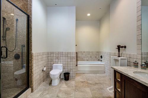 Scottsdale - 6303 N 33rd St