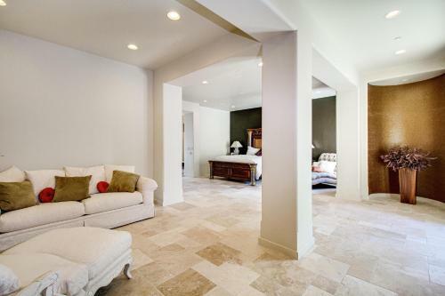 Scottsdale - 6303 N 33rd St