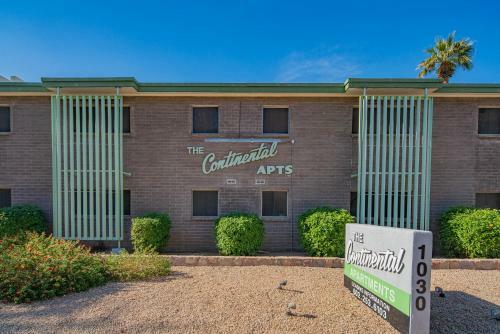 Wanderjaunt -- Classic Downtown Phoenix Apartments