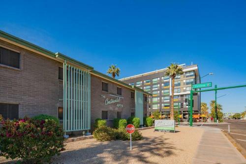Wanderjaunt -- Classic Downtown Phoenix Apartments
