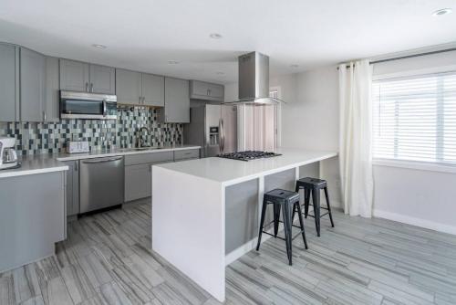 Wanderjaunt - Deputy - 4br - North Phoenix