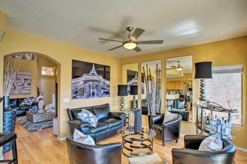 Luxury Glendale Getaway With Hot Tub And Patio!