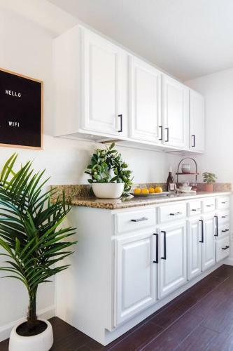 Perfect 4 Bdrm Home With Pool And Game Room!