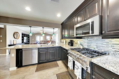 17347 N 20th Home Home