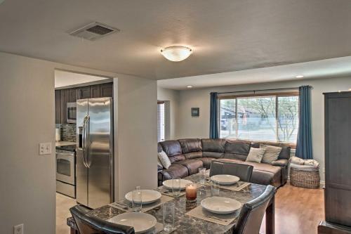 Modern, Central Scottsdale Pad Golf And Relax!