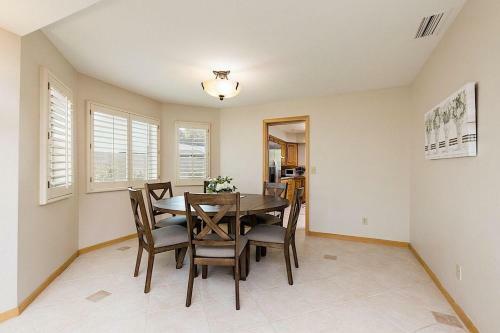 Paradise Retreat 4br By Casago