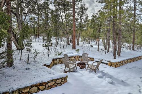 Show Low Luxury Cabin With Forest Views And Fire Pit!