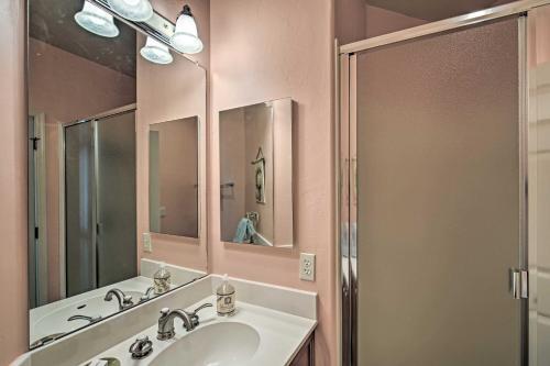 Scenic Luxury Villa With Spa In Downtown Tucson!