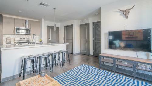 Wanderjaunt - Tempe Luxury Apartments