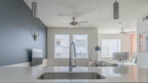 Wanderjaunt - Tempe Luxury Apartments
