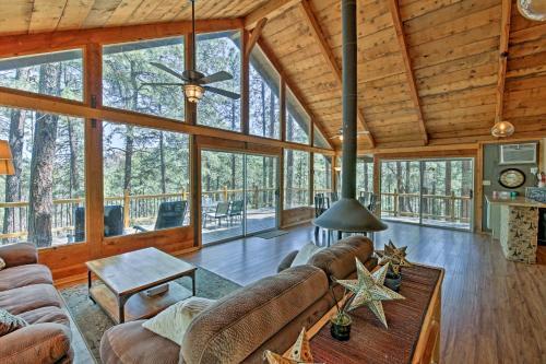 Rustic Prescott Cabin With Loft And 1,000-sq-ft Deck!