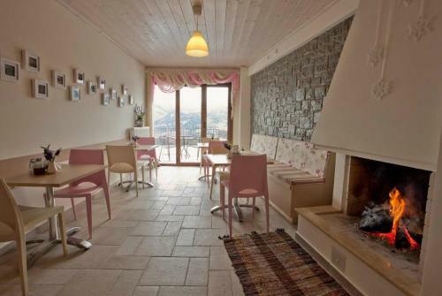 Hostal To Pandoxeio Tis Rinas