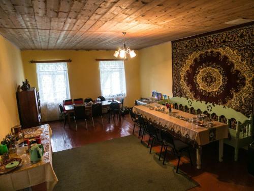 Hostal Welcome To Ushba
