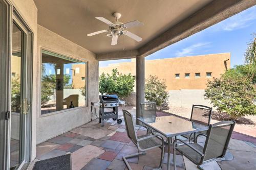Tucson Getaway With Hot Tub, Fireplace And Office!