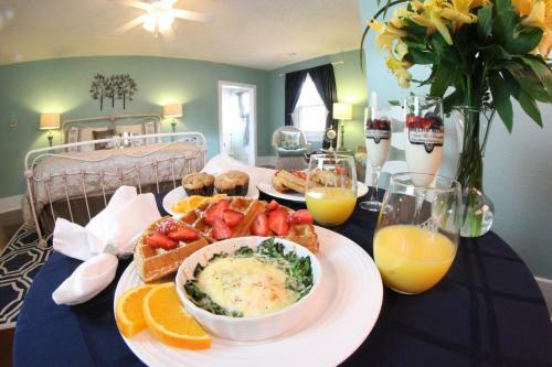 Hilltop Manor B&B