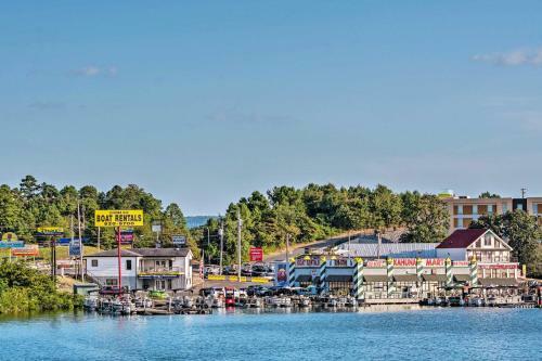Apartamento Cozy Condo With Balcony And Pool Access On Lake Hamilton!