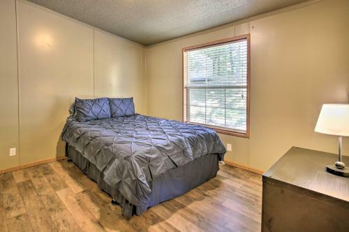 Retreat On Lake Hamilton With Sunroom And Dock!