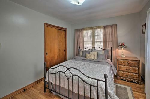 Cozy Home - 2 Mi To Bathhouse Row And Downtown!