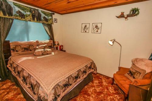 Little Bear Cabin-1811 By Big Bear Vacations