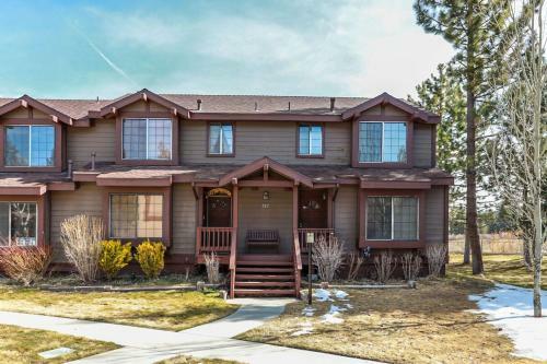Beary Nice Place To Be - 1920 By Big Bear Vacations
