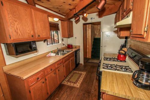 Moonridge Serenity-1392 By Big Bear Vacations