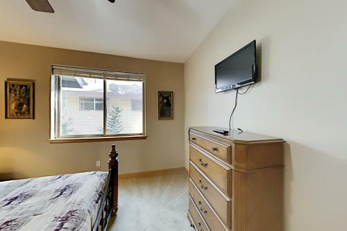 Apartamento All-suite Retreat - 2 Adjacent Units - Hot Tubs Duplex