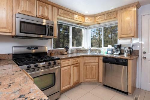 Conklin Paradise #1993 By Big Bear Vacations