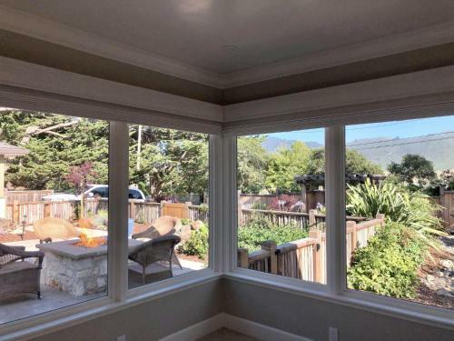 Newly Renovated Carmel 3 Bed 3 And A Half Bath