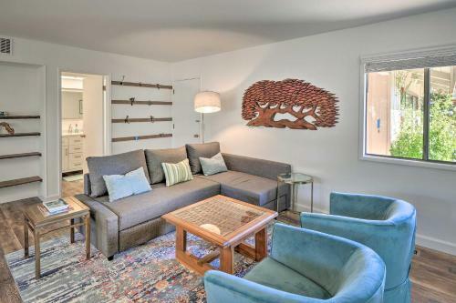 Charming Bungalow With Hill Views, About 1 Mi Dtwn Carmel