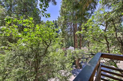 Rustic Lake Arrowhead Cabin - 5 Mins To Village!