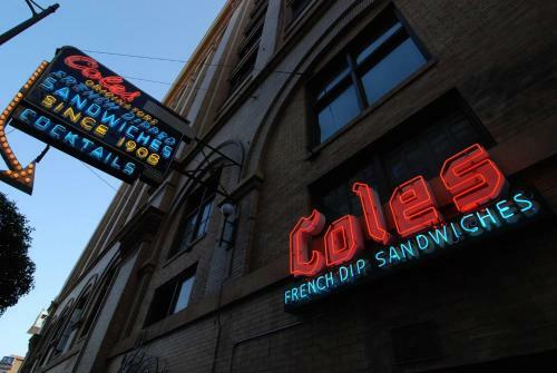 Apartamento Nyc Style Apt W/ Terrace + Stunning Rooftop Views