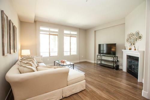 Apartamento The Grove Penthouse 3 Bdrm 3 Bath