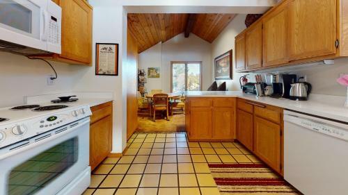 Apartamento Snowcreek III #448 Condo