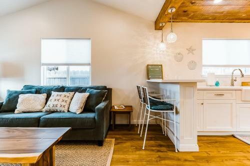 Bungalo By The Sea