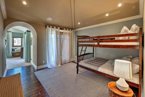 Luxury Newport Beach Getaway - 1 Block From Shore!