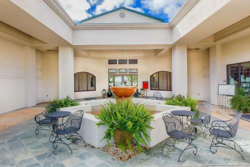 Apartamento Sleek Condo Within Silverado Community - Pool, Dining Condo