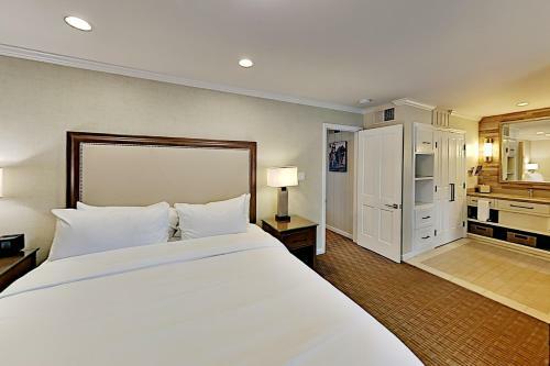 Apartamento Roomy Silverado Condo - Pool & On-site Dining Condo