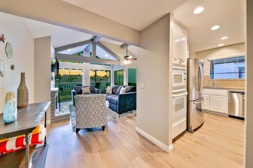 Nb-3010b - Perfect Newport Beach Location II