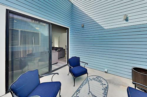 Apartamento Beachfront Condo With Ocean Views & Luxe Interior Apts