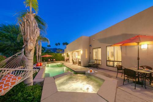 Casa Sonora Grande With Golf Course Views By Oranj Palm