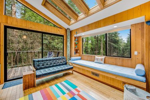 Baileys Retreat