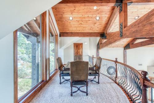 Bretz Point Bliss