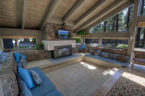 Lucky Lady 404 By Lake Tahoe Accommodations