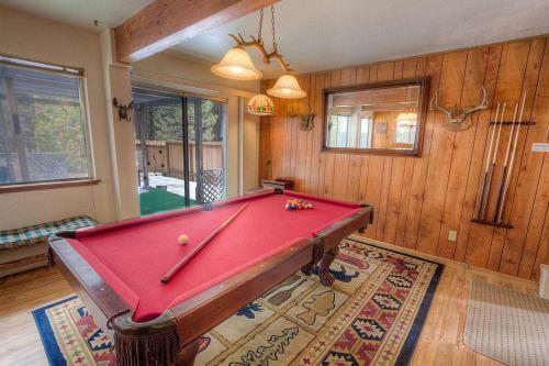 Bambis Bunkhouse By Lake Tahoe Accommodations