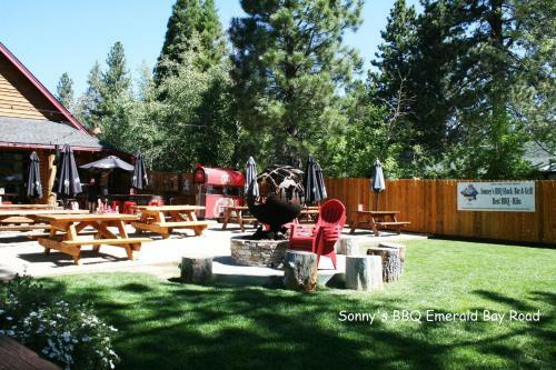 Breezy Pines Cabin By Lake Tahoe Accommodations
