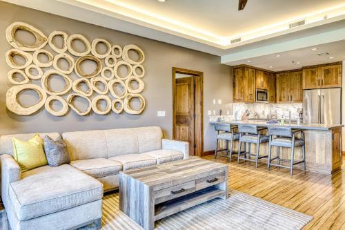 Zalanta Haven At The Village
