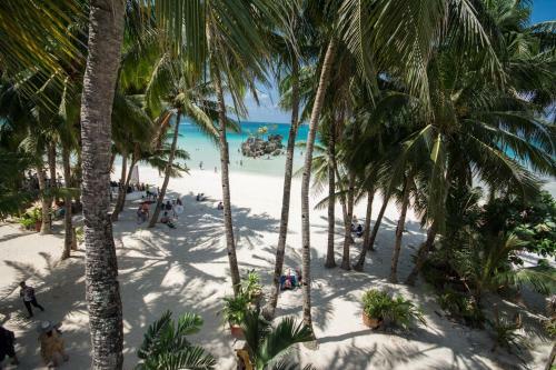 Hotel Nigi Nigi Too Beach Resort